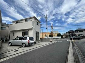 埼玉県草加市新栄1丁目