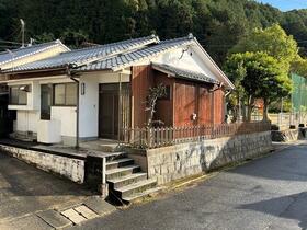 長崎県佐世保市中原町