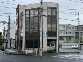 香川県高松市塩上町３丁目