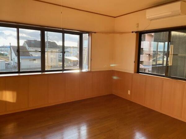 detached 福島県南相馬市原町区日の出町

地図を見る
