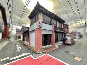 三重県四日市市東富田町