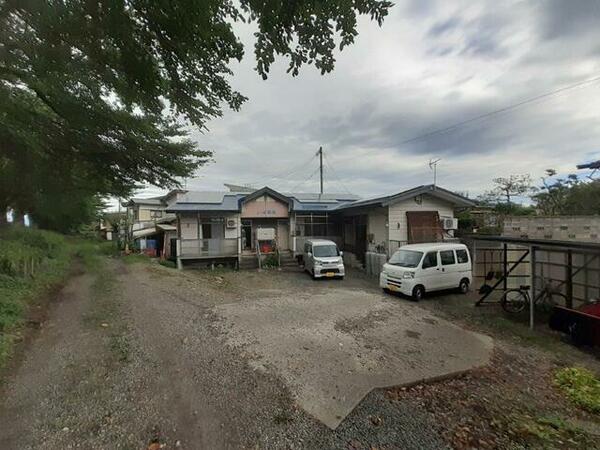 detached 山形県米沢市東２丁目

地図を見る