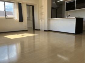 アルファステイツ平之町