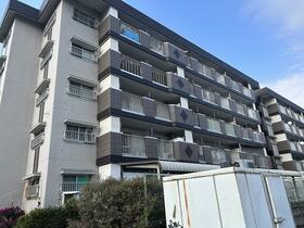 エメラルドマンション箱崎