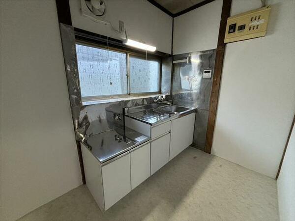 detached 埼玉県秩父郡長瀞町大字長瀞

地図を見る