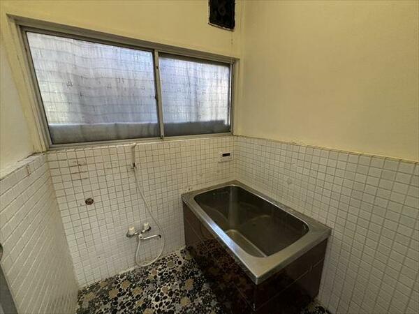 detached 埼玉県秩父郡長瀞町大字長瀞

地図を見る