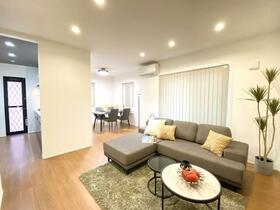 福岡県福岡市西区野方４丁目