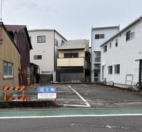 静岡県焼津市栄町６丁目