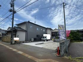 石川県小松市上本折町