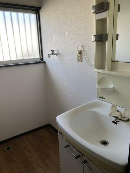 detached 群馬県北群馬郡榛東村大字山子田

地図を見る