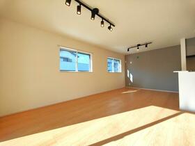 愛知県弥富市荷之上町焼田新田