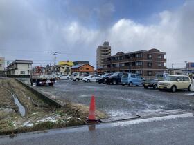 福井県鯖江市新横江１丁目