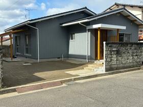 香川県高松市香川町川東上