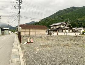 山梨県韮崎市旭町上條南割