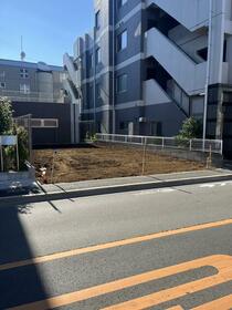 東京都三鷹市下連雀７丁目