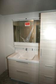 大阪府豊中市上野東１丁目