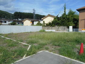 長野県岡谷市長地出早２丁目