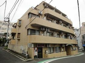 東京都港区三田４丁目