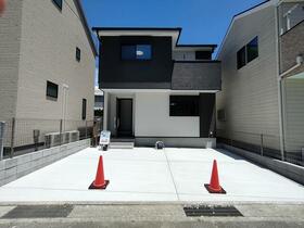 神奈川県横須賀市長坂２丁目