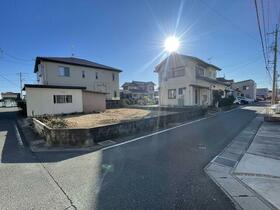 愛知県豊川市伊奈町並松