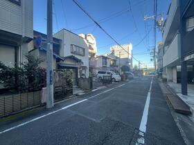 静岡県静岡市葵区川辺町２丁目