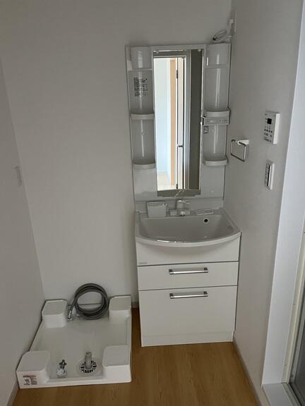 apartment 秋田県にかほ市平沢字宮田
平沢の賃貸情報を見る
物件地図