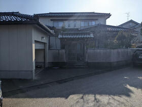 富山県高岡市福岡町大野