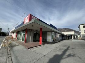 山梨県笛吹市石和町駅前