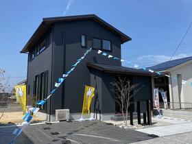 香川県丸亀市津森町