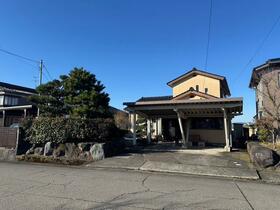富山県富山市吉倉