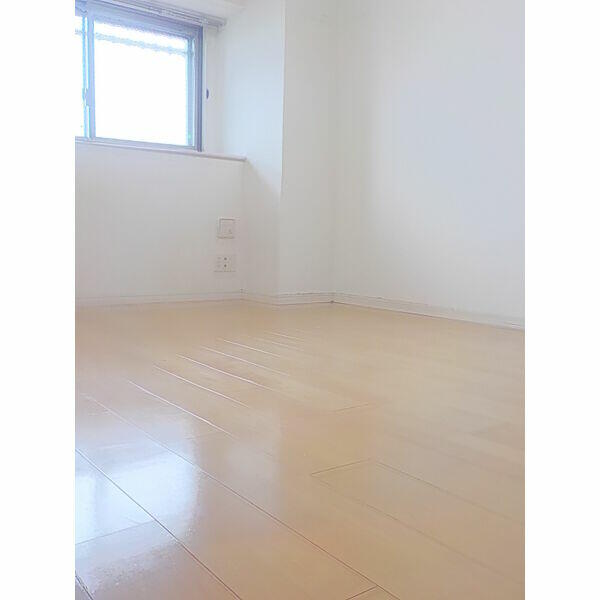 apartment 栃木県下都賀郡壬生町おもちゃのまち１丁目
地図を見る