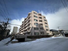 北海道札幌市中央区北三条西３０丁目