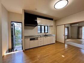 福岡県糟屋郡新宮町湊坂４丁目