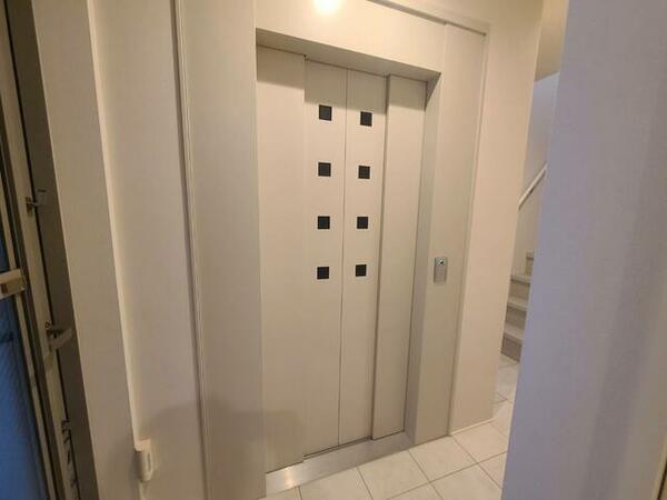 detached 東京都渋谷区神宮前４丁目

地図を見る