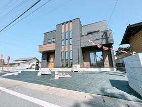 群馬県伊勢崎市国定町１丁目