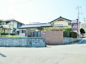 山口県下関市長府松小田中町