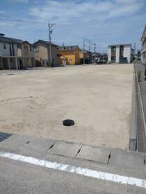 富山県高岡市石瀬