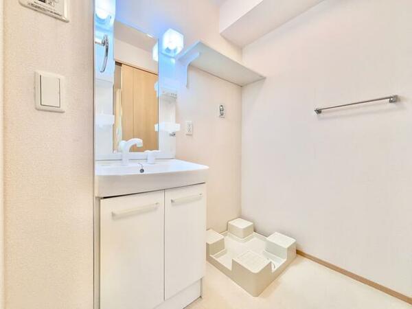 apartment 宮城県気仙沼市岩月宝ヶ沢
岩月宝ケ沢の賃貸情報を見る
物件地図