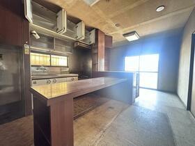 福岡県北九州市門司区上藤松２丁目