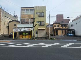 静岡県沼津市八幡町