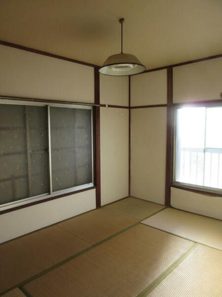 detached 埼玉県北足立郡伊奈町大字小針新宿

地図を見る