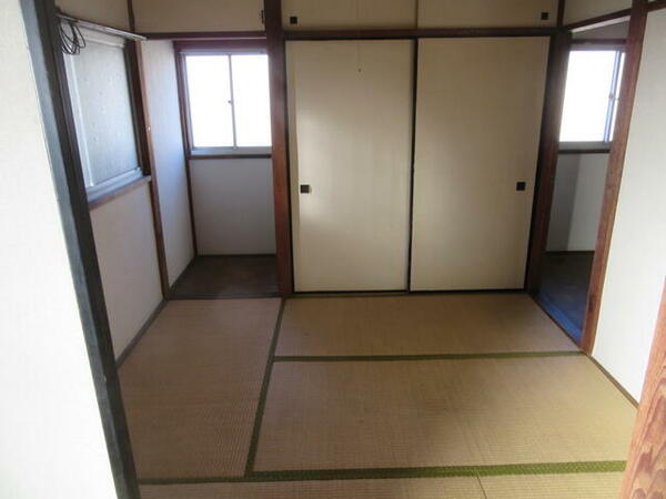 detached 埼玉県北足立郡伊奈町大字小針新宿

地図を見る