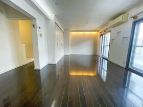 京都府長岡京市八条が丘２丁目