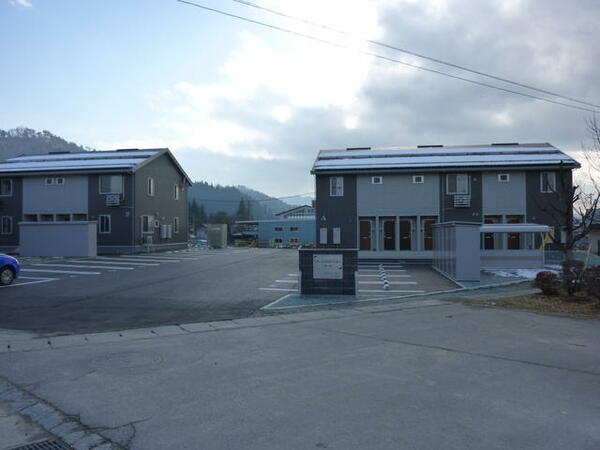 apartment 山形県西置賜郡白鷹町大字荒砥甲
地図を見る