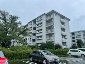 かわつる三芳野団地　２０号棟