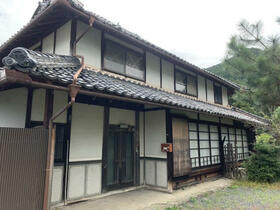 兵庫県丹波市青垣町栗住野