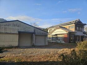 愛知県蒲郡市一色町坂角