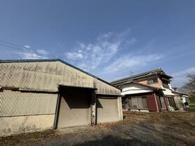 愛知県蒲郡市一色町坂角