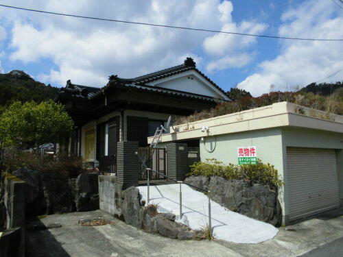 Image 6