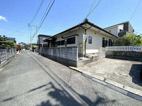 福岡県北九州市小倉南区中貫1丁目